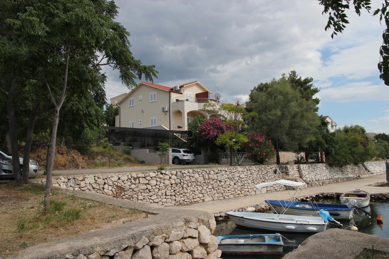 Apartments Time Off Zaboric Esterno foto